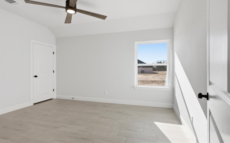 2005 Forest Bridge Drive, Azle, TX 76020, 5 Habitaciones Habitaciones , ,3 BañosBaños,Residential,En Venta,2005 Forest Bridge Drive,0,21138436