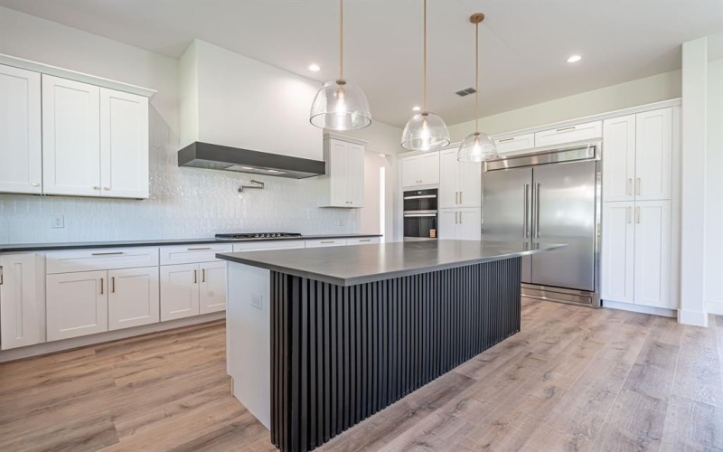 554 Helena Drive, Granbury, TX 76048, 3 Bedrooms Bedrooms, ,2 BathroomsBathrooms,Residential,For Sale,554 Helena Drive,0,21142768