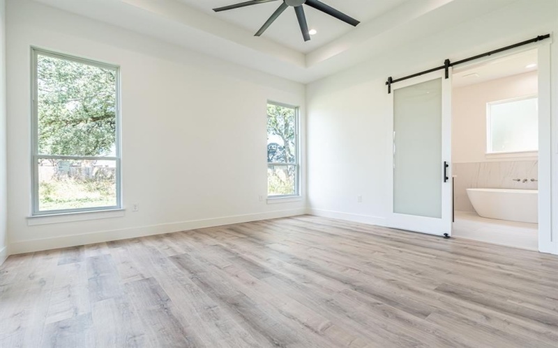 554 Helena Drive, Granbury, TX 76048, 3 Bedrooms Bedrooms, ,2 BathroomsBathrooms,Residential,For Sale,554 Helena Drive,0,21142768