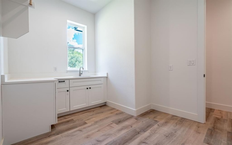 554 Helena Drive, Granbury, TX 76048, 3 Bedrooms Bedrooms, ,2 BathroomsBathrooms,Residential,For Sale,554 Helena Drive,0,21142768