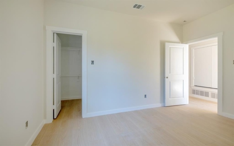 2512 Oxford Avenue, Fort Worth, TX 76106, 6 Bedrooms Bedrooms, ,2 BathroomsBathrooms,Residential Multi Family,For Sale,2512 Oxford Avenue,0,21142782