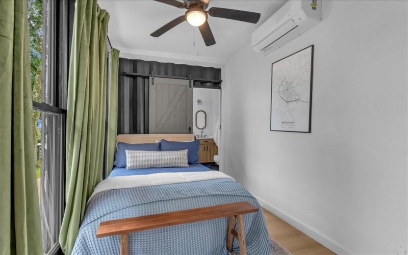 1501 Clay Street, Brenham, TX 77833, 1 Dormitorio Habitaciones , ,1 BañoBaños,Residential Multi Family,En Venta,1501 Clay Street,0,21142802