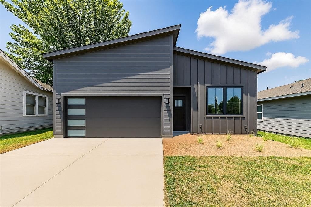 1402 Driess Street, Fort Worth, TX 76104, 3 Habitaciones Habitaciones , ,2 BañosBaños,Residential,En Venta,1402 Driess Street,0,21142837