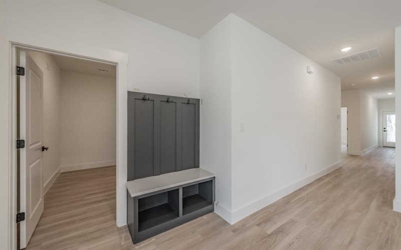 1402 Driess Street, Fort Worth, TX 76104, 3 Habitaciones Habitaciones , ,2 BañosBaños,Residential,En Venta,1402 Driess Street,0,21142837