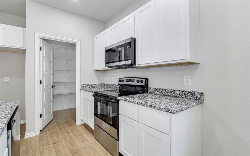 2513 Birdell Court, Fort Worth, TX 76105, 3 Habitaciones Habitaciones , ,2 BañosBaños,Residential,En Venta,2513 Birdell Court,0,21142885