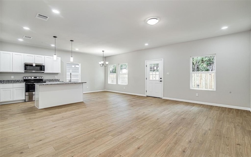 2513 Birdell Court, Fort Worth, TX 76105, 3 Habitaciones Habitaciones , ,2 BañosBaños,Residential,En Venta,2513 Birdell Court,0,21142885