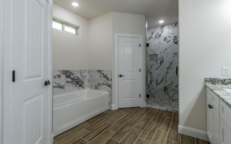 458 Jim Walters Drive, Runaway Bay, TX 76426, 4 Bedrooms Bedrooms, ,2 BathroomsBathrooms,Residential,For Sale,458 Jim Walters Drive,0,21142913