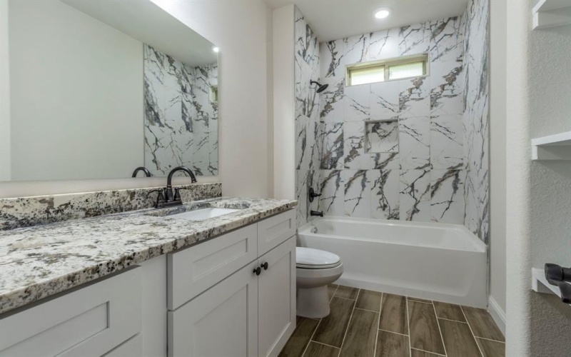 458 Jim Walters Drive, Runaway Bay, TX 76426, 4 Bedrooms Bedrooms, ,2 BathroomsBathrooms,Residential,For Sale,458 Jim Walters Drive,0,21142913