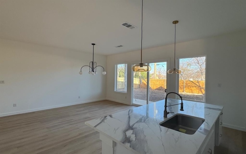 1633 E Tucker Street, Fort Worth, TX 76104, 3 Bedrooms Bedrooms, ,2 BathroomsBathrooms,Residential,For Sale,1633 E Tucker Street,0,21142916