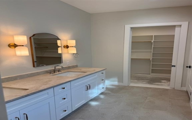 1633 E Tucker Street, Fort Worth, TX 76104, 3 Bedrooms Bedrooms, ,2 BathroomsBathrooms,Residential,For Sale,1633 E Tucker Street,0,21142916