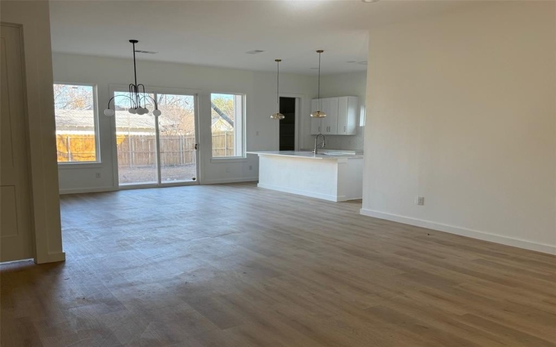 1633 E Tucker Street, Fort Worth, TX 76104, 3 Bedrooms Bedrooms, ,2 BathroomsBathrooms,Residential,For Sale,1633 E Tucker Street,0,21142916