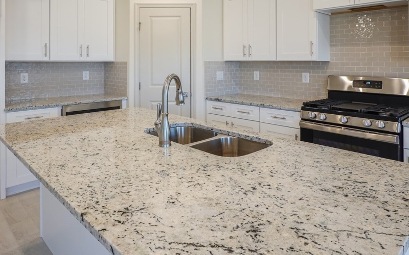 7105 Saguaro, Midland, TX 79705, 3 Bedrooms Bedrooms, ,2 BathroomsBathrooms,Residential,For Sale,7105 Saguaro,0,50087706