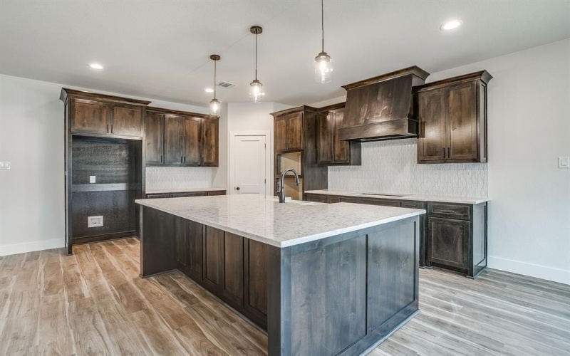 3322 N Grove Street, Fort Worth, TX 76106, 4 Bedrooms Bedrooms, ,2 BathroomsBathrooms,Residential,For Sale,3322 N Grove Street,0,21141456