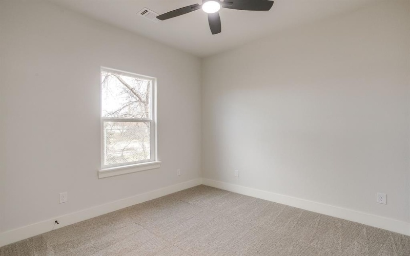 3322 N Grove Street, Fort Worth, TX 76106, 4 Bedrooms Bedrooms, ,2 BathroomsBathrooms,Residential,For Sale,3322 N Grove Street,0,21141456