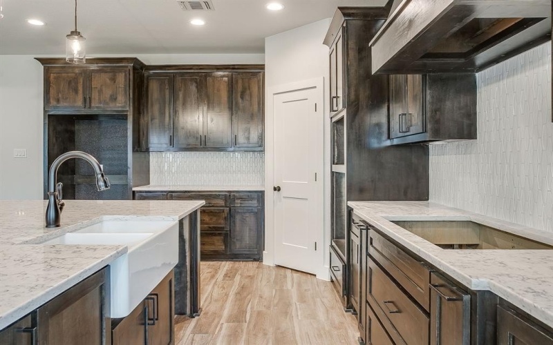 3322 N Grove Street, Fort Worth, TX 76106, 4 Bedrooms Bedrooms, ,2 BathroomsBathrooms,Residential,For Sale,3322 N Grove Street,0,21141456