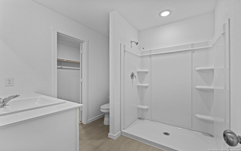 3812 Swift Fox Rd, New Braunfels, TX 78130, 4 Habitaciones Habitaciones , ,2 BañosBaños,Residential,En Venta,3812 Swift Fox Rd,0,1931013