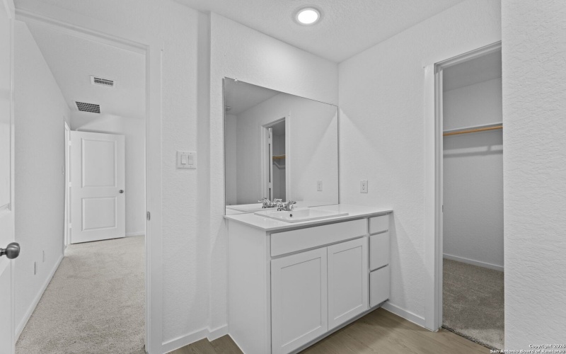 3812 Swift Fox Rd, New Braunfels, TX 78130, 4 Habitaciones Habitaciones , ,2 BañosBaños,Residential,En Venta,3812 Swift Fox Rd,0,1931013