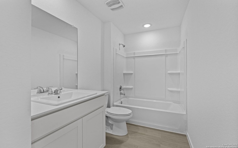 3812 Swift Fox Rd, New Braunfels, TX 78130, 4 Habitaciones Habitaciones , ,2 BañosBaños,Residential,En Venta,3812 Swift Fox Rd,0,1931013