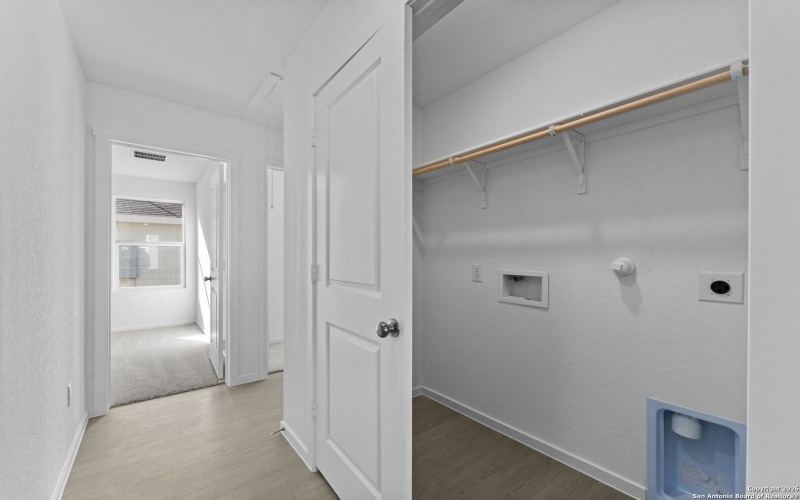 3832 Swift Fox Rd, New Braunfels, TX 78130, 4 Bedrooms Bedrooms, ,2 BathroomsBathrooms,Residential,For Sale,3832 Swift Fox Rd,0,1931033