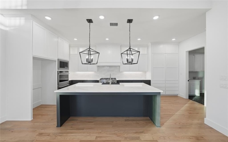 1009 Kelley Lane, Celina, TX 75009, 5 Habitaciones Habitaciones , ,6 BañosBaños,Residential,En Venta,1009 Kelley Lane,0,21141603