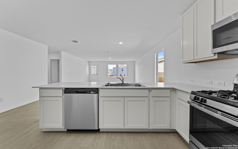 744 Horsetail Ln, New Braunfels, TX 78130, 3 Bedrooms Bedrooms, ,2 BathroomsBathrooms,Residential,For Sale,744 Horsetail Ln,0,1931051