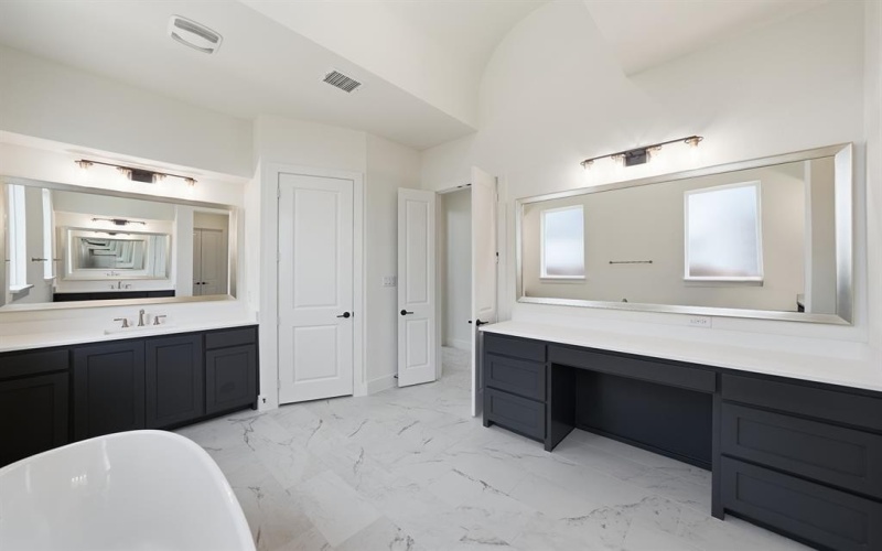 1005 Inwood Court, Celina, TX 75009, 5 Habitaciones Habitaciones , ,6 BañosBaños,Residential,En Venta,1005 Inwood Court,0,21141616