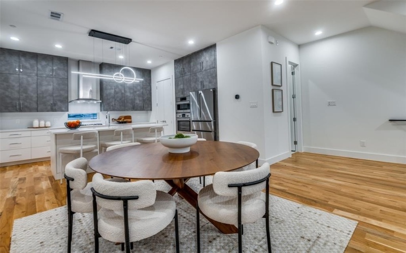 4125 N Reserve Circle, Addison, TX 75001, 3 Habitaciones Habitaciones , ,3 BañosBaños,Residential,En Venta,4125 N Reserve Circle,0,21141626