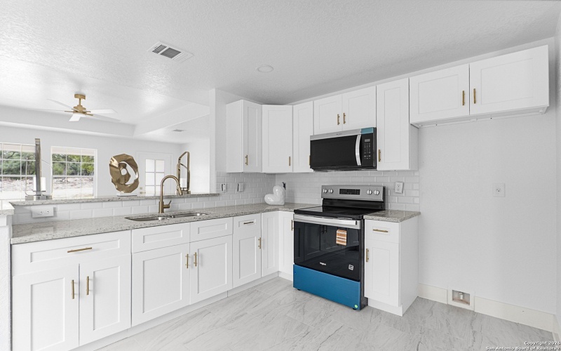 1096 DEER VALLEY, Spring Branch, TX 78070, 3 Habitaciones Habitaciones , ,2 BañosBaños,Residential,En Venta,1096 DEER VALLEY,0,1931087