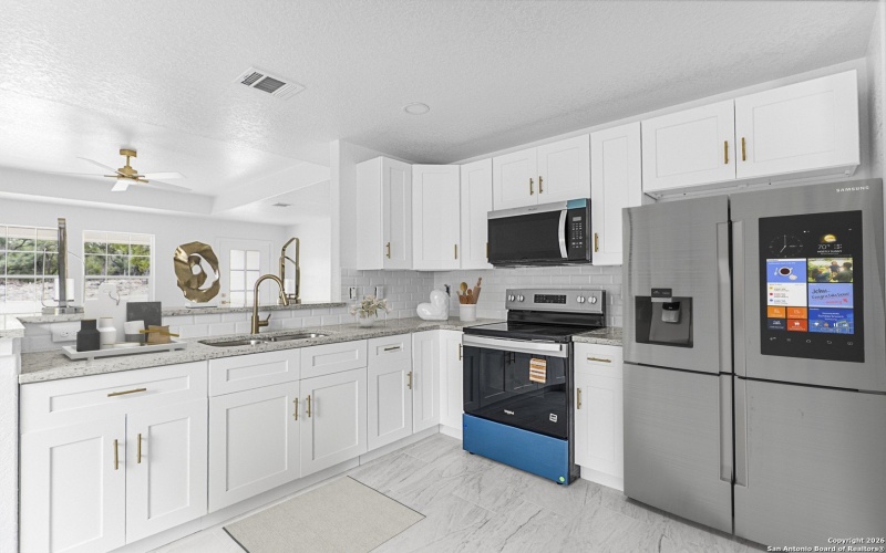 1096 DEER VALLEY, Spring Branch, TX 78070, 3 Habitaciones Habitaciones , ,2 BañosBaños,Residential,En Venta,1096 DEER VALLEY,0,1931087