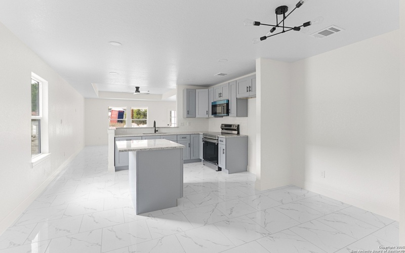 845 tee, Spring Branch, TX 78070, 3 Habitaciones Habitaciones , ,2 BañosBaños,Residential,En Venta,845 tee,0,1931119