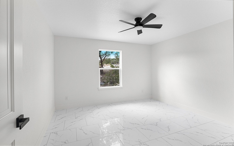 845 tee, Spring Branch, TX 78070, 3 Habitaciones Habitaciones , ,2 BañosBaños,Residential,En Venta,845 tee,0,1931119