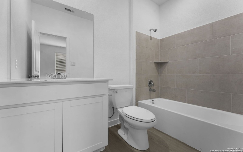 3848 Northaven Trl, New Braunfels, TX 78130, 4 Bedrooms Bedrooms, ,3 BathroomsBathrooms,Residential,For Sale,3848 Northaven Trl,0,1931146