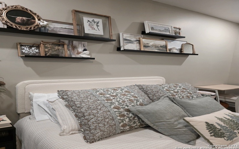 511 E Woodlawn Avenue, San Antonio, TX 78212, 3 Bedrooms Bedrooms, ,2 BathroomsBathrooms,Residential,For Sale,511 E Woodlawn Avenue,0,1931181