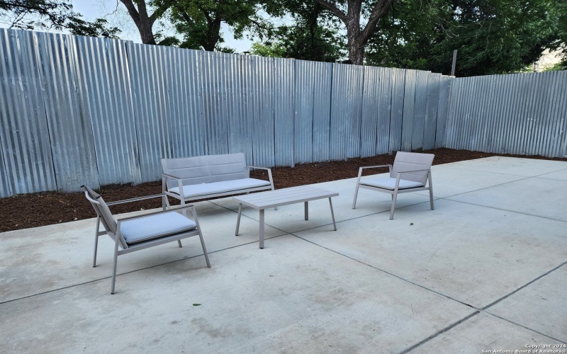 511 E Woodlawn Avenue, San Antonio, TX 78212, 3 Bedrooms Bedrooms, ,2 BathroomsBathrooms,Residential,For Sale,511 E Woodlawn Avenue,0,1931181