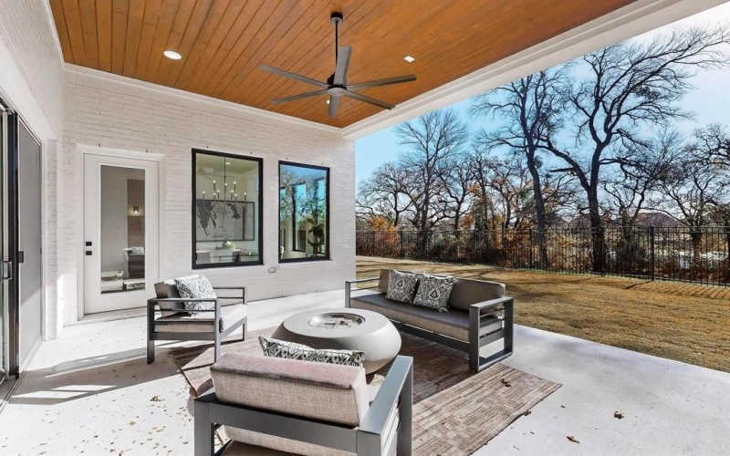 1770 Coopers Hawk Drive, Arlington, TX 76005, 5 Bedrooms Bedrooms, ,6 BathroomsBathrooms,Residential,For Sale,1770 Coopers Hawk Drive,0,21142034