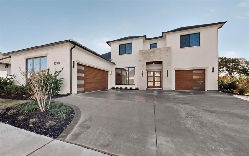 1770 Coopers Hawk Drive, Arlington, TX 76005, 5 Bedrooms Bedrooms, ,6 BathroomsBathrooms,Residential,For Sale,1770 Coopers Hawk Drive,0,21142034