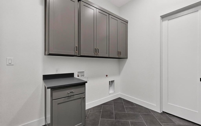 1770 Coopers Hawk Drive, Arlington, TX 76005, 5 Bedrooms Bedrooms, ,6 BathroomsBathrooms,Residential,For Sale,1770 Coopers Hawk Drive,0,21142034