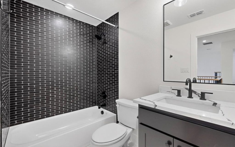 1770 Coopers Hawk Drive, Arlington, TX 76005, 5 Bedrooms Bedrooms, ,6 BathroomsBathrooms,Residential,For Sale,1770 Coopers Hawk Drive,0,21142034