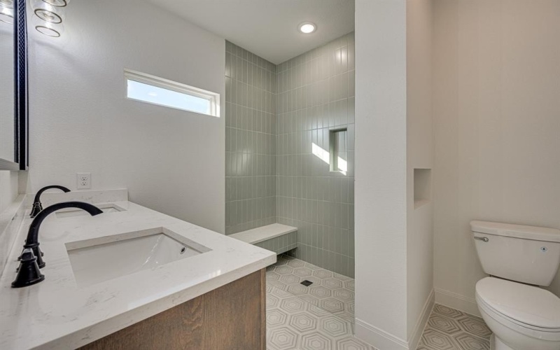 413 Caro Drive, West Tawakoni, TX 75474, 3 Habitaciones Habitaciones , ,2 BañosBaños,Residential,En Venta,413 Caro Drive,0,21142050