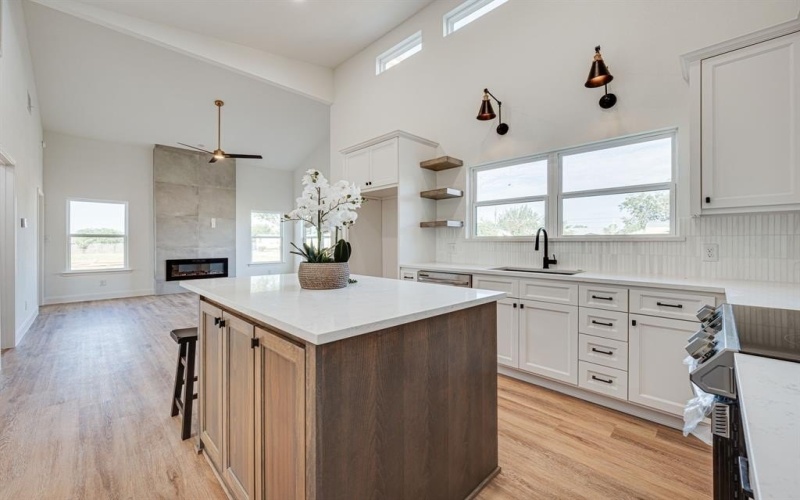 413 Caro Drive, West Tawakoni, TX 75474, 3 Habitaciones Habitaciones , ,2 BañosBaños,Residential,En Venta,413 Caro Drive,0,21142050