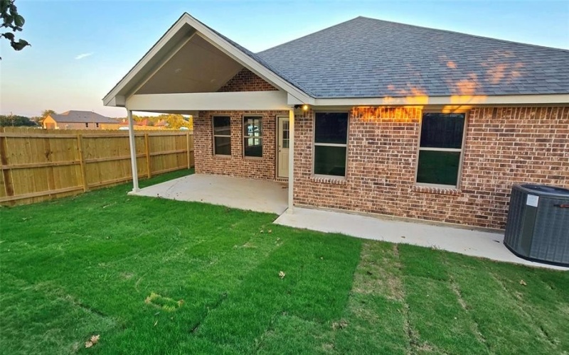1317 Oak Valley, Denton, TX 76209, 3 Habitaciones Habitaciones , ,2 BañosBaños,Residential,En Venta,1317 Oak Valley,0,21142296