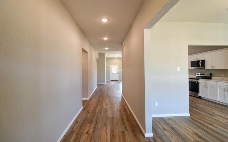 1317 Oak Valley, Denton, TX 76209, 3 Habitaciones Habitaciones , ,2 BañosBaños,Residential,En Venta,1317 Oak Valley,0,21142296