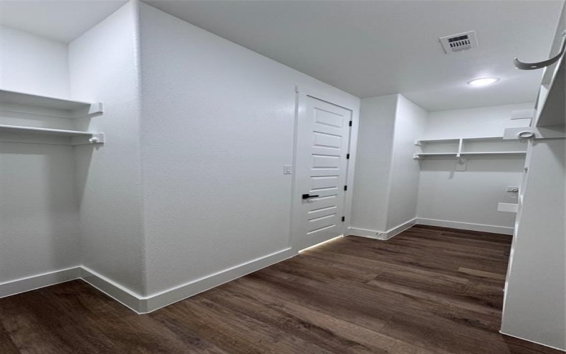 2816 Pennsylvania Avenue, Dallas, TX 75215, 4 Habitaciones Habitaciones , ,2 BañosBaños,Residential,En Venta,2816 Pennsylvania Avenue,0,21141452