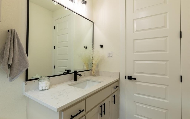 2816 Pennsylvania Avenue, Dallas, TX 75215, 4 Habitaciones Habitaciones , ,2 BañosBaños,Residential,En Venta,2816 Pennsylvania Avenue,0,21141452