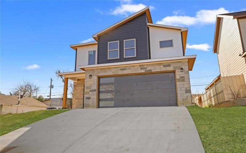 1608 Avenue D Avenue, Fort Worth, TX 76104, 3 Bedrooms Bedrooms, ,2 BathroomsBathrooms,Residential,For Sale,1608 Avenue D Avenue,0,21142295