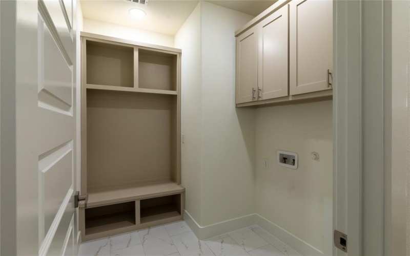 2820 Pennsylvania Avenue, Dallas, TX 75215, 4 Habitaciones Habitaciones , ,2 BañosBaños,Residential,En Venta,2820 Pennsylvania Avenue,0,21142385