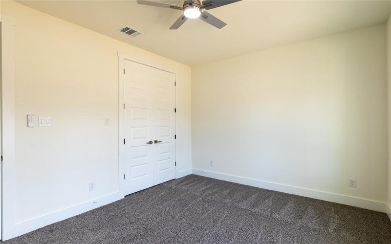 2820 Pennsylvania Avenue, Dallas, TX 75215, 4 Habitaciones Habitaciones , ,2 BañosBaños,Residential,En Venta,2820 Pennsylvania Avenue,0,21142385