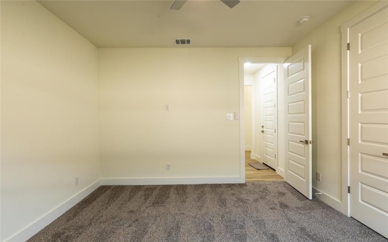 2820 Pennsylvania Avenue, Dallas, TX 75215, 4 Habitaciones Habitaciones , ,2 BañosBaños,Residential,En Venta,2820 Pennsylvania Avenue,0,21142385