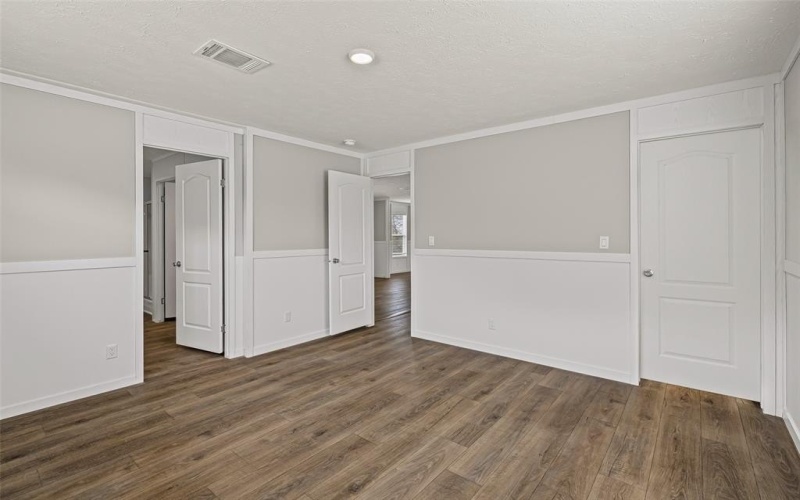 915 Arkansas River Drive, Granbury, TX 76048, 3 Bedrooms Bedrooms, ,2 BathroomsBathrooms,Residential,For Sale,915 Arkansas River Drive,0,21142466