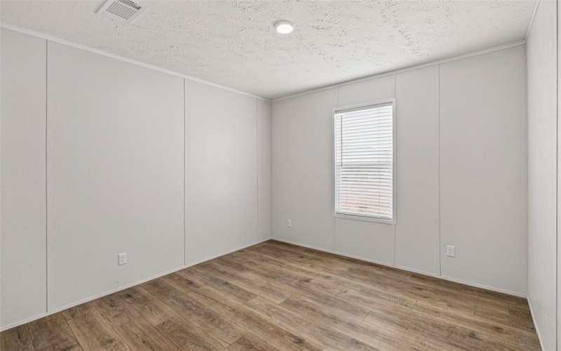 915 Arkansas River Drive, Granbury, TX 76048, 3 Bedrooms Bedrooms, ,2 BathroomsBathrooms,Residential,For Sale,915 Arkansas River Drive,0,21142466